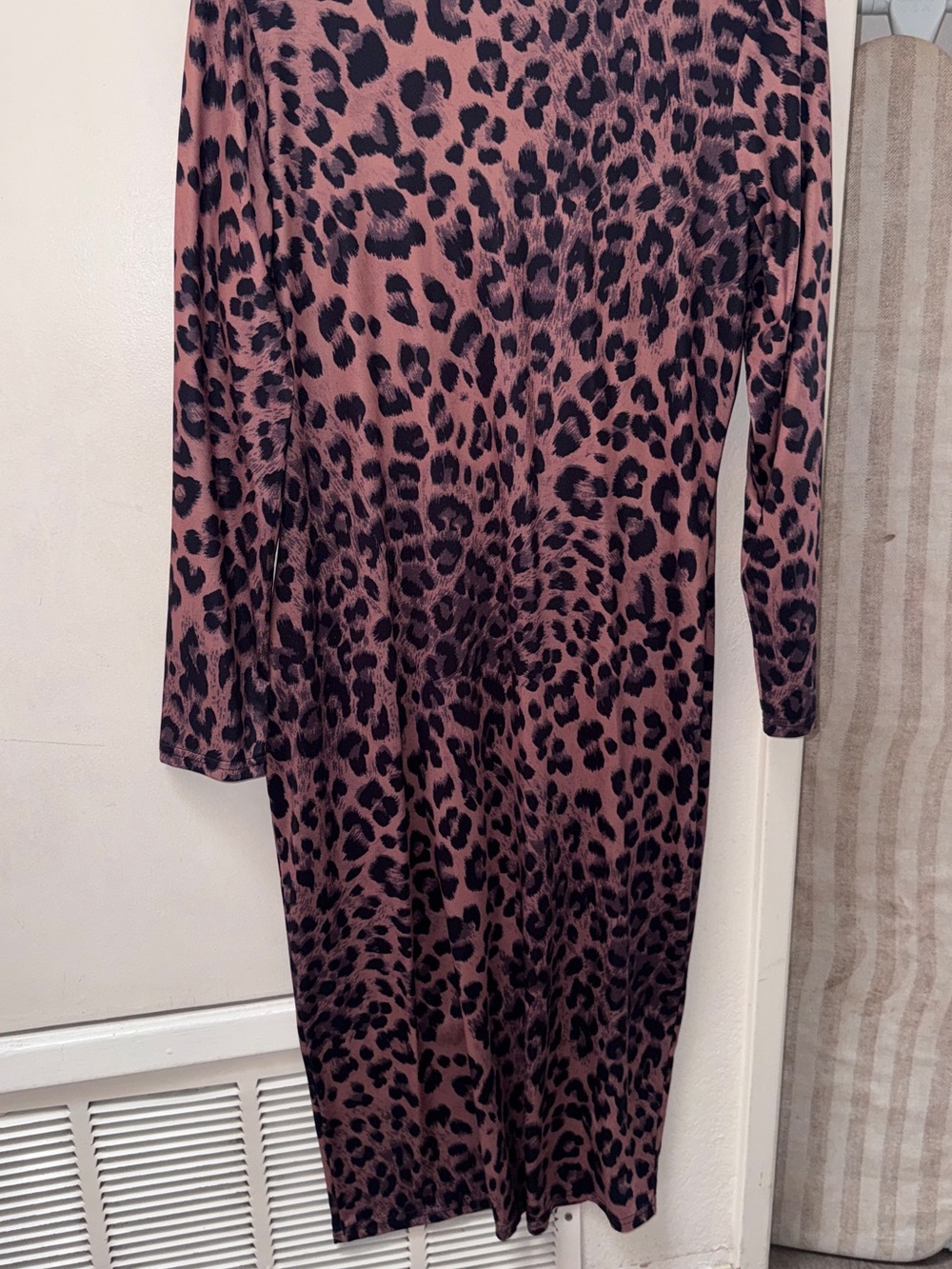 SHEIN Mauve and Black Leopard Print Long Sleeve Midi Dress - Bodycon